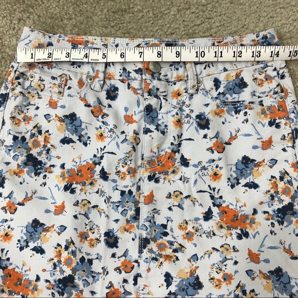 GAP Floral Jean Skirt - Picture 7 of 8